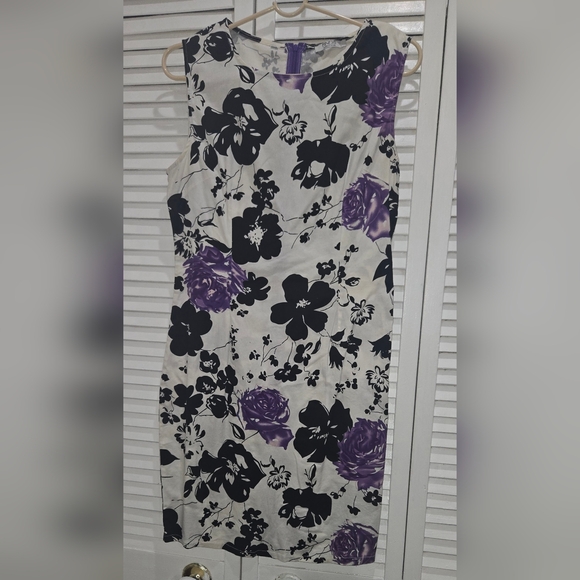Floral Sleeveless Dress in Black and Purple - Picture 1 of 4